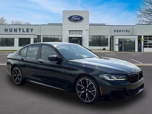 Used 2023 BMW M550i xDrive w/ Executive Package AWD/4WD image 4