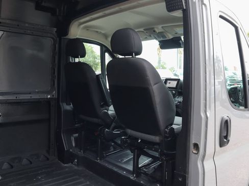 Used 2023 RAM ProMaster 3500 FWD image 12