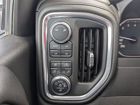 Used 2019 GMC Sierra 1500 SLT w/ SLT Premium Plus Package AWD/4WD image 22