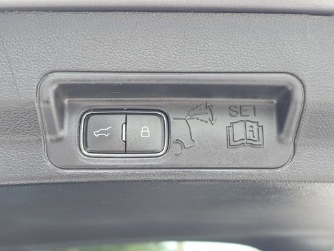 Used 2021 Ford Explorer ST w/ Equipment Group 401A AWD/4WD image 10