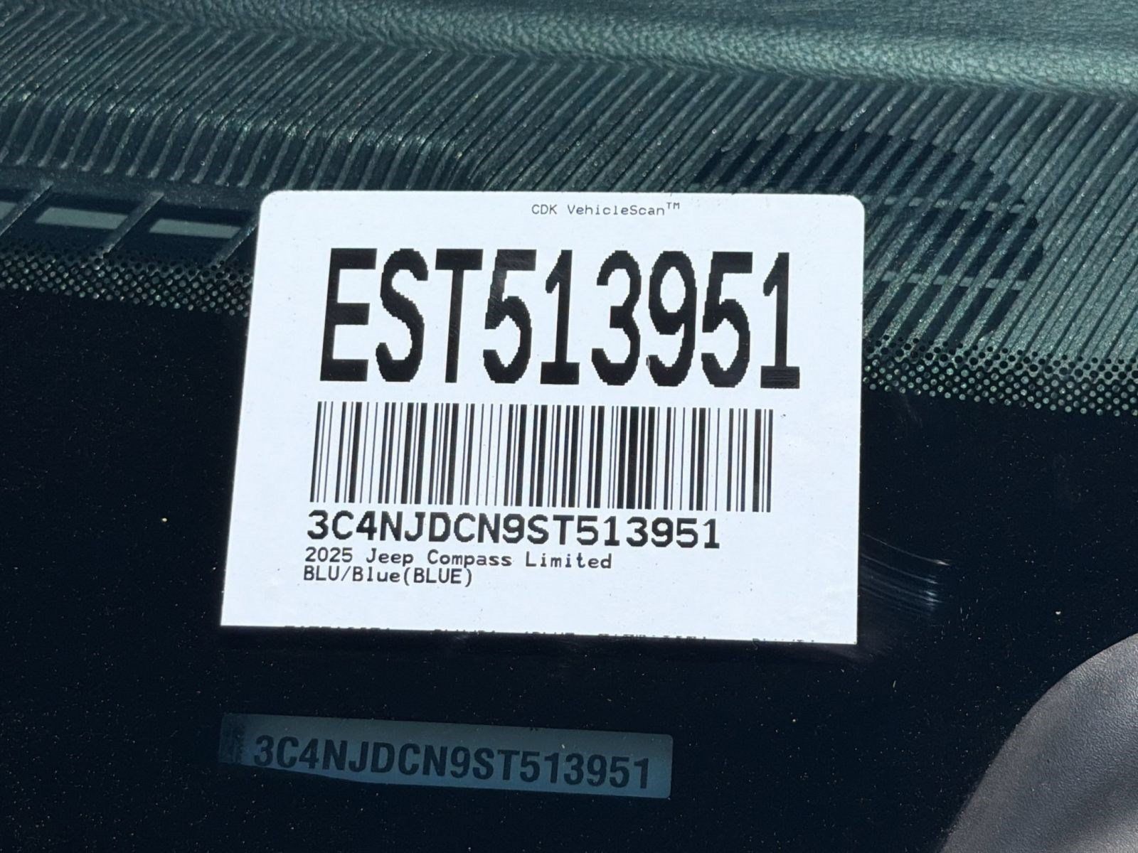 Used 2025 Jeep Compass Limited AWD/4WD image 23