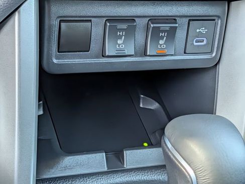 Used 2024 Toyota Corolla Cross AWD Hybrid image 17