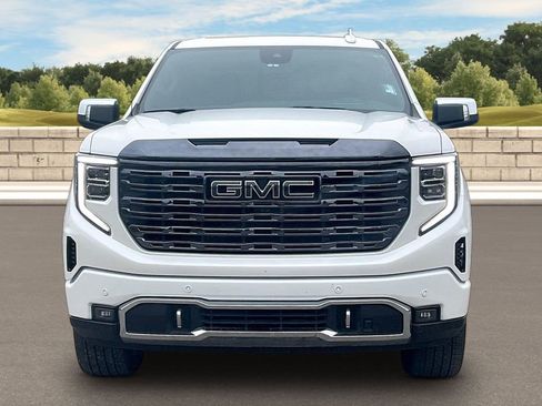 Used 2024 GMC Sierra 1500 Denali Ultimate AWD/4WD image 3