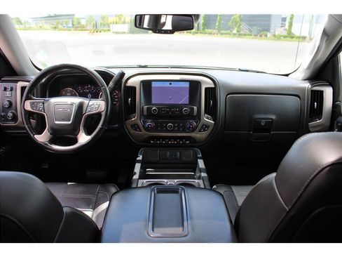 Used 2015 GMC Sierra 1500 Denali AWD/4WD image 10