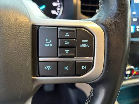 Used 2022 Ford Expedition Limited image 8