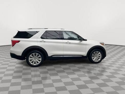 Used 2023 Ford Explorer Limited w/ Limited Technology Package image 45