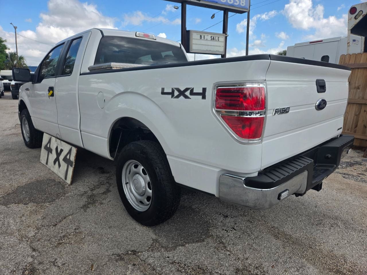 Used 2014 Ford F150 XL w/ Equipment Group 101A Mid AWD/4WD image 11