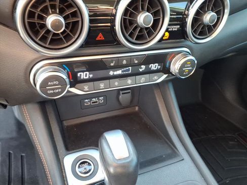 Used 2022 Nissan Sentra SR w/ Trunk Package image 33