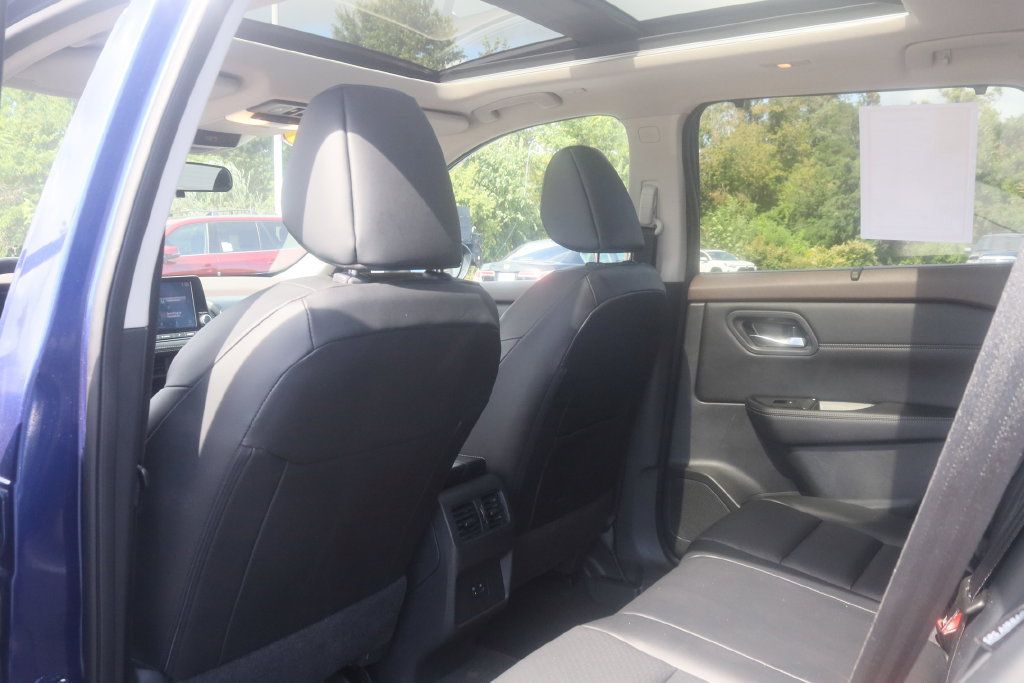 Used 2023 Nissan Rogue SV w/ SV Premium B Package AWD/4WD image 24