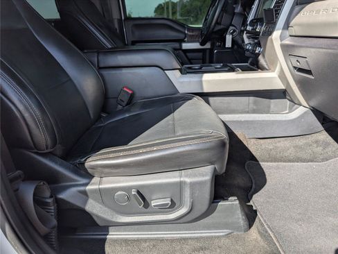 Used 2017 Ford F250 Lariat w/ Chrome Package AWD/4WD image 41