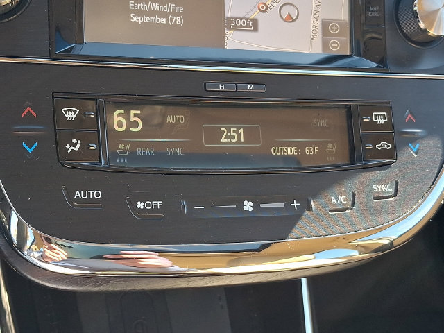Used 2018 Toyota Avalon Limited w/ All Weather Liner Package FWD image 14