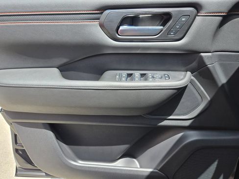 New 2026 Nissan Armada PRO-4X AWD/4WD image 11