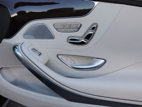 Used 2017 Mercedes-Benz S 550 Cabriolet image 43