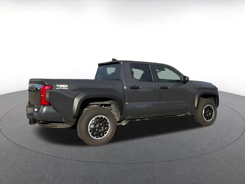 Used 2025 Toyota Tacoma TRD Off-Road image 14