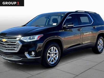 Used 2021 Chevrolet Traverse LT