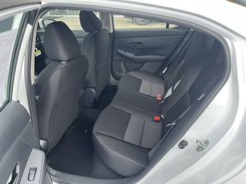Used 2025 Nissan Sentra SV w/ All-Weather Package FWD image 9