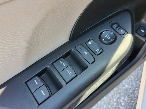 Certified 2021 Honda Civic EX image 27