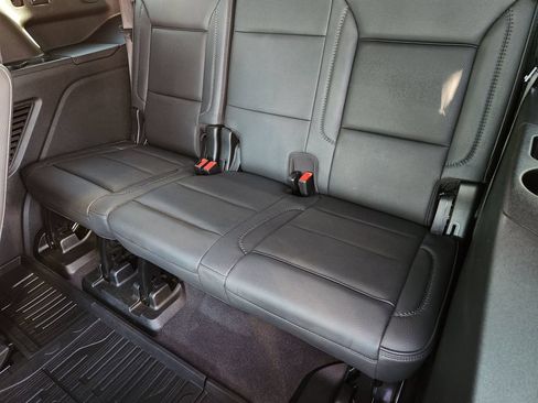 Used 2021 GMC Yukon Denali w/ Denali Premium Package AWD/4WD image 34
