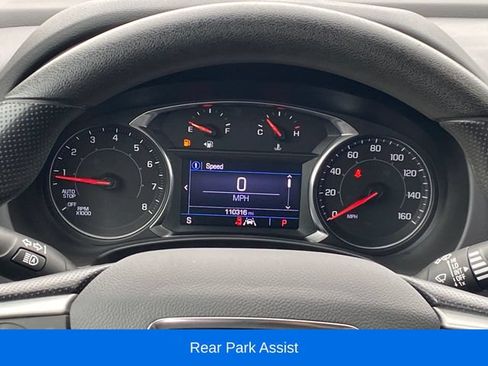 Used 2022 GMC Terrain SLE w/ Driver Convenience Package FWD image 9