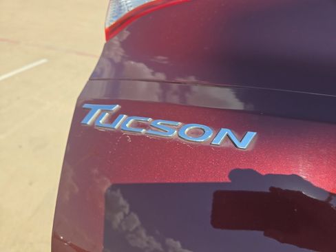 Used 2017 Hyundai Tucson SE w/ SE Popular Package 02 AWD/4WD image 8