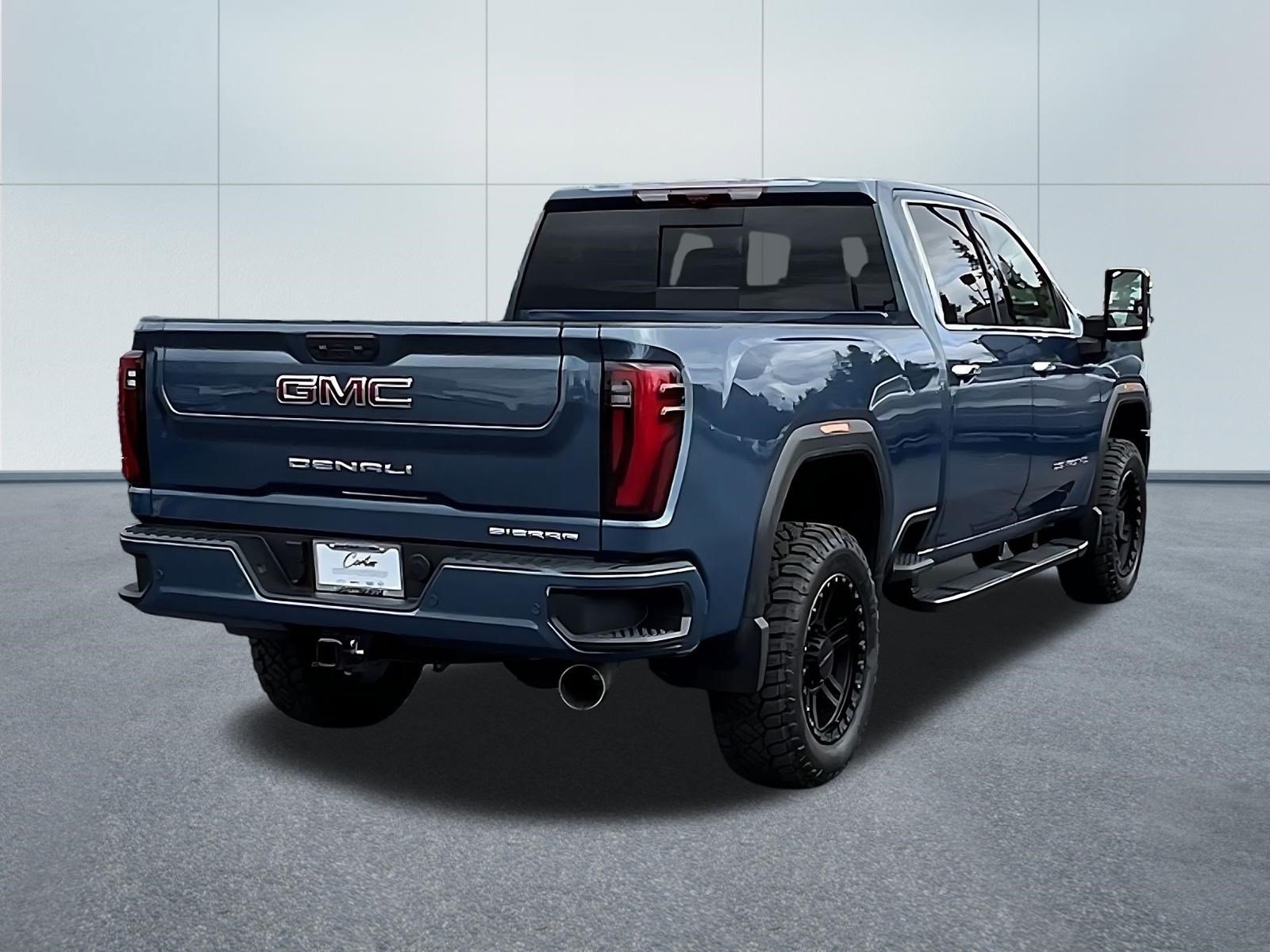 Used 2026 GMC Sierra 3500 Denali w/ Denali Reserve Package AWD/4WD image 6