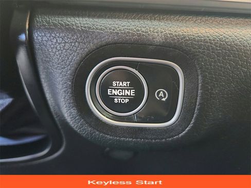 Used 2020 Mercedes-Benz GLS 450 4MATIC image 41