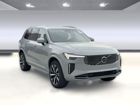 New 2026 Volvo XC90 B5 Core w/ Protection Package image 7