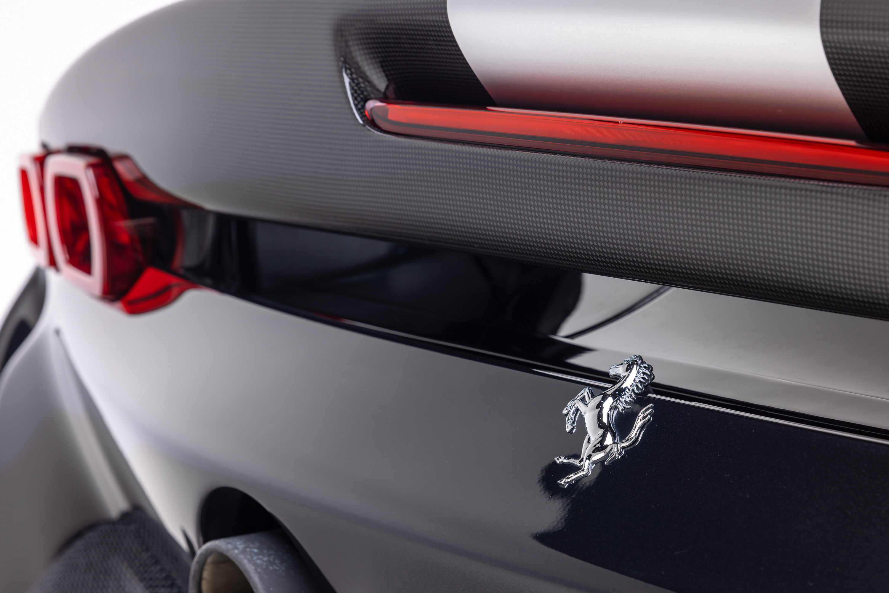 Certified 2021 Ferrari SF90 Stradale AWD/4WD image 23