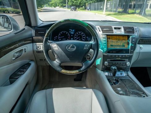 Used 2012 Lexus LS 460 AWD w/ Luxury Value Edition image 17