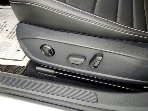 Used 2022 Volkswagen Jetta SE image 11