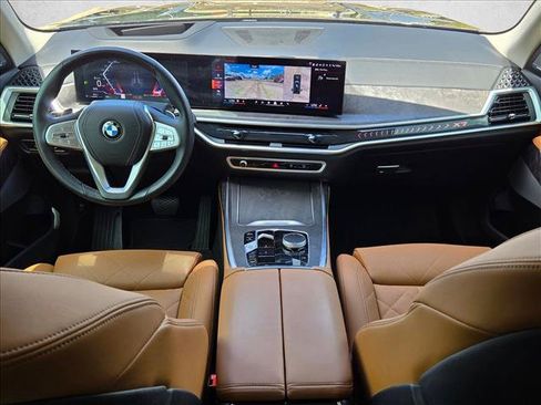 Used 2024 BMW X7 xDrive40i w/ Premium Package AWD/4WD image 20