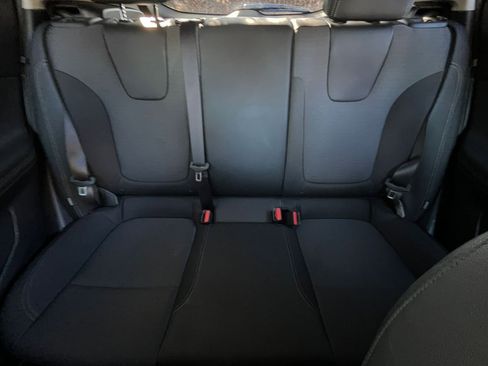 Used 2025 Buick Encore GX Preferred image 36