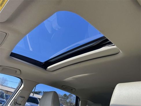 Used 2017 Acura MDX FWD image 19