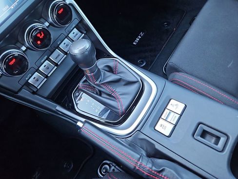 Used 2022 Subaru BRZ Premium image 18