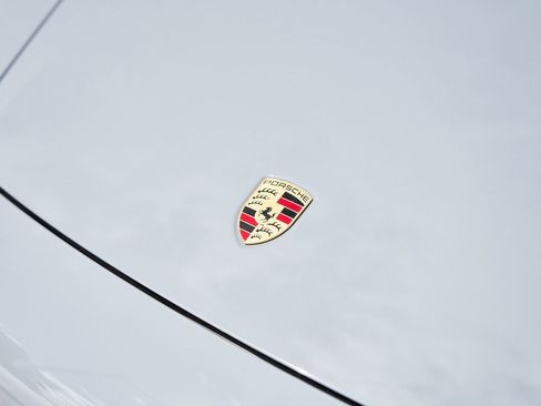 Used 2024 Porsche 911 Targa 4S w/ Premium Package image 7