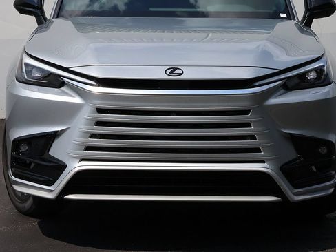 New 2026 Lexus TX 500h AWD w/ Technology Package image 6
