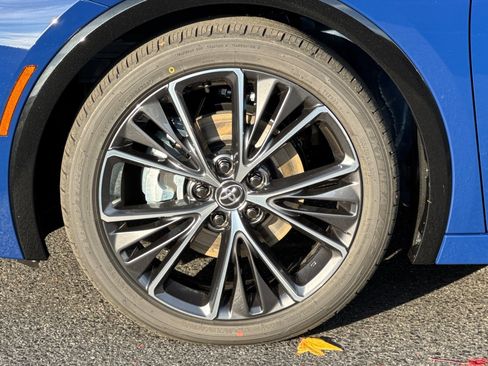 New 2026 Toyota Prius XLE image 33