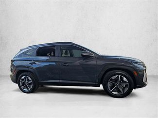 Certified 2025 Hyundai Tucson SEL video 4