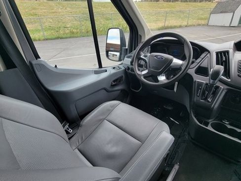 Used 2015 Ford Transit 150 XLT RWD image 14