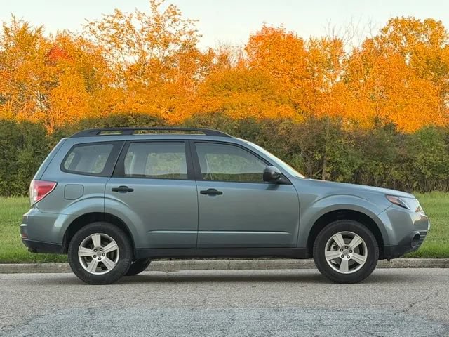 Used 2012 Subaru Forester 2.5X w/ Alloy Wheel Pkg AWD/4WD image 4