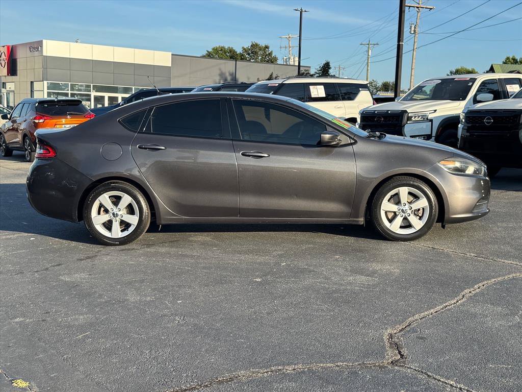 Used 2015 Dodge Dart SXT FWD image 2