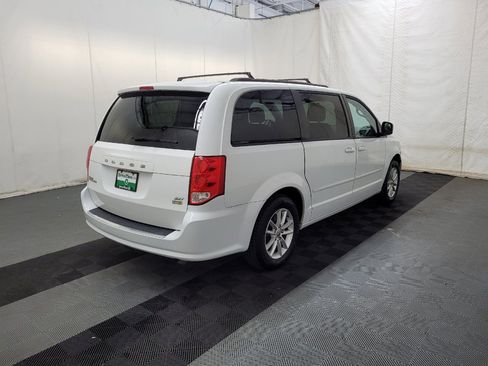Used 2015 Dodge Grand Caravan SXT FWD image 9