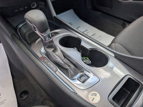 Used 2024 Chevrolet Malibu LT image 17