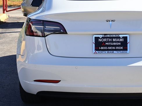 Used 2022 Tesla Model 3 Long Range image 15