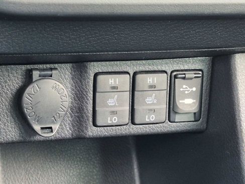 Used 2016 Toyota Corolla LE Premium FWD image 30