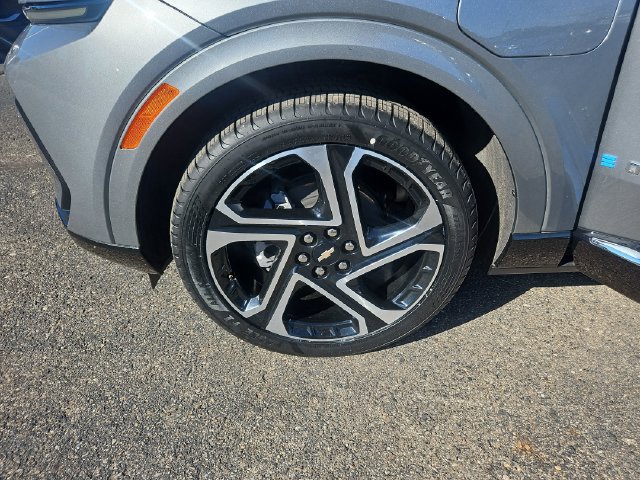 Used 2024 Chevrolet Equinox EV LT FWD image 26