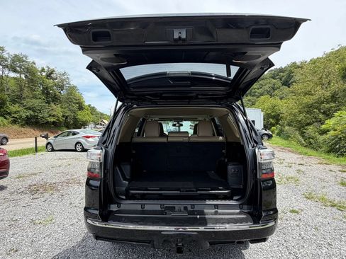 Used 2018 Toyota 4Runner Limited AWD/4WD image 52