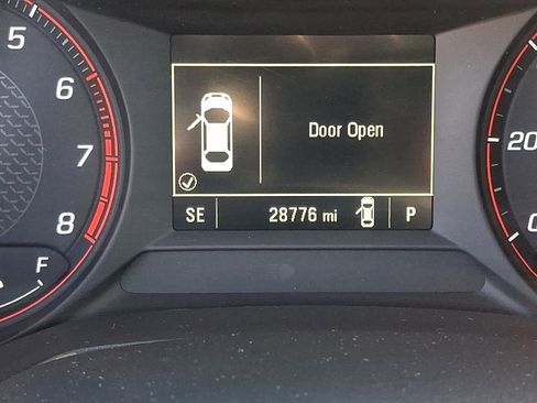 Used 2023 Chevrolet TrailBlazer RS image 19