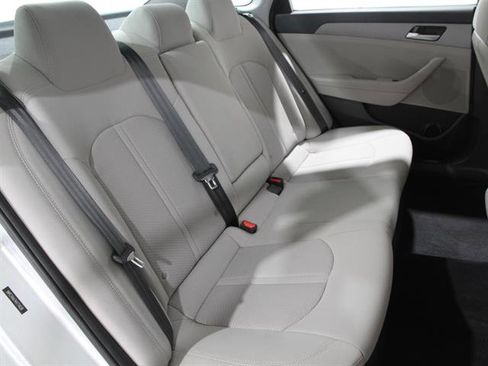 Used 2019 Hyundai Sonata ECO image 16