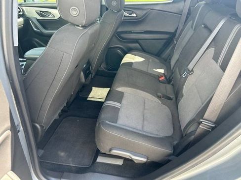 Used 2025 Chevrolet Blazer LT FWD image 41